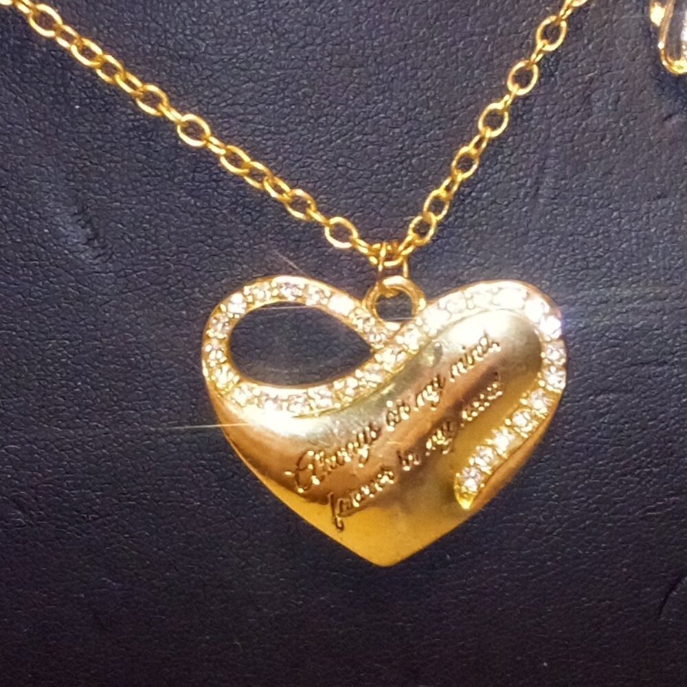 HEART SHAPED PENDENT WITH ANGLE WINGS AND CHAIN